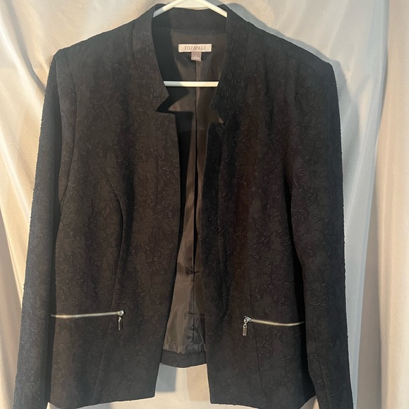 Roz & Ali Jackets & Blazers - Roz & Ali Textured Black Blazer